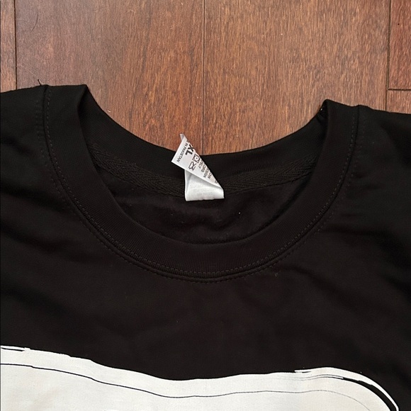Jeffree Star Beauty Forever Black Graphic Crewneck Sweater, Size XL, NWOT - Picture 2 of 10